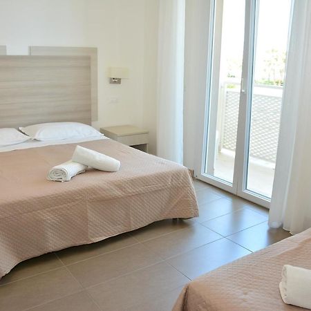 Hotel Marisa Riccione Zewnętrze zdjęcie