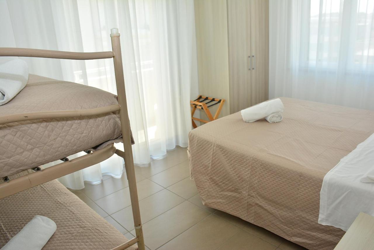 Hotel Marisa Riccione Zewnętrze zdjęcie