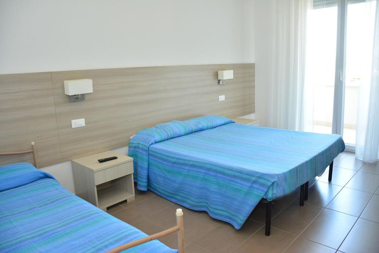 Hotel Marisa Riccione Zewnętrze zdjęcie